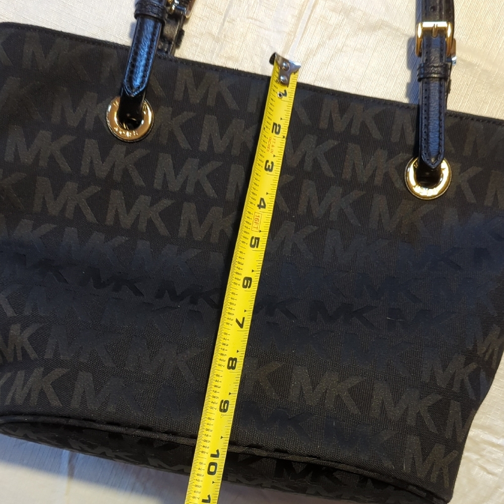 Michael Kors Black Monogram Tote and Wallet - Picture 8 of 11